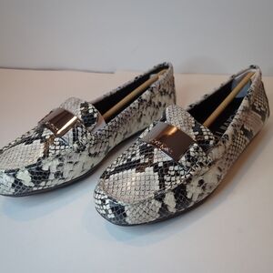 Calvin Klein Lisette Two Tone Snake Loafers 7.5M